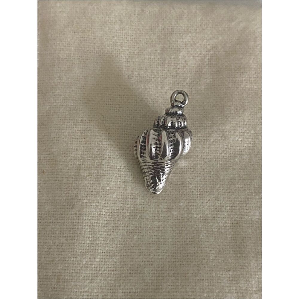 James Avery Fluted Conch Shell Charm